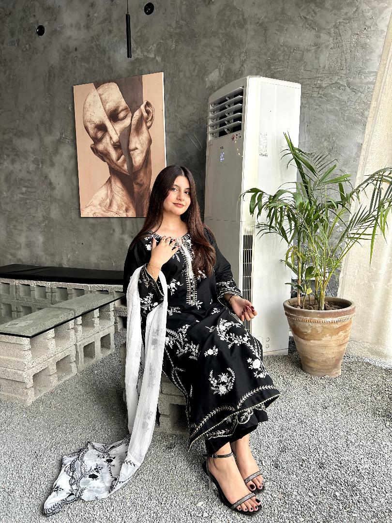 Hania 3-Piece